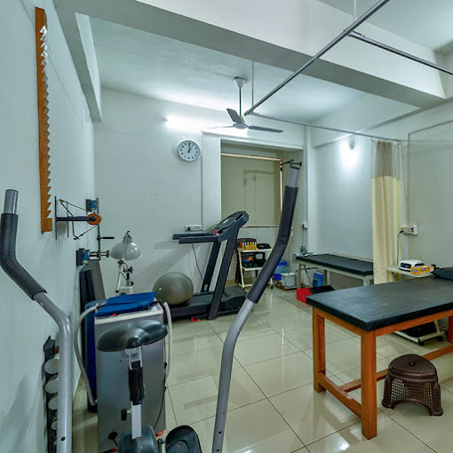 Om Physio Plus Nutrition Center