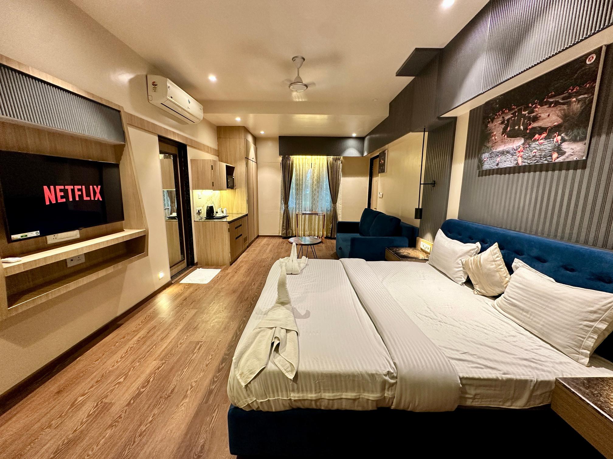 Studio Room